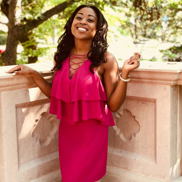 Meet your Posher, Bianca - Picture 1 of 1